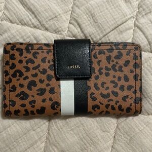 NWT Fossil Leopard Print Wallet - Black and Brown